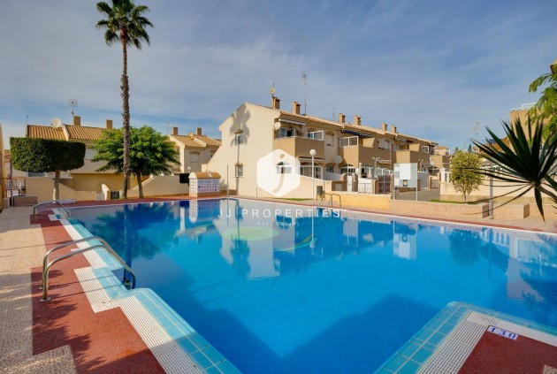 Segunda mano - Bungalow -
Torrevieja - Aguas Nuevas 2