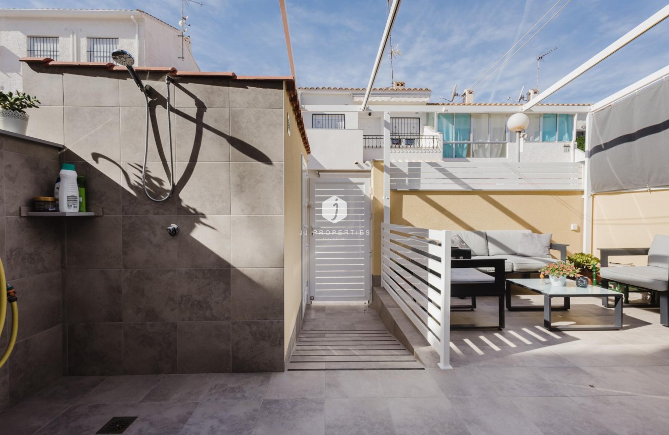 D'occasion - Bungalow -
Torrevieja - Costa Blanca