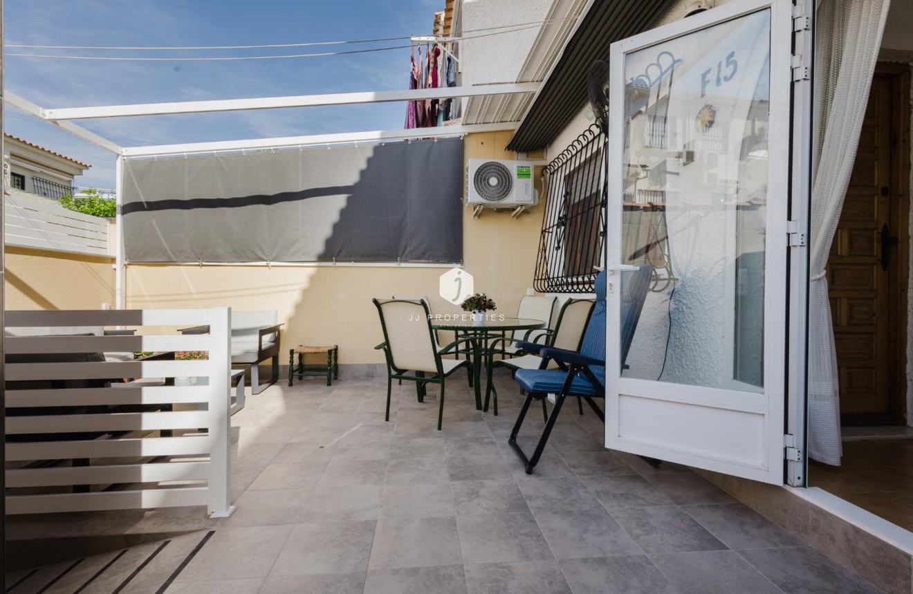 D'occasion - Bungalow -
Torrevieja - Costa Blanca