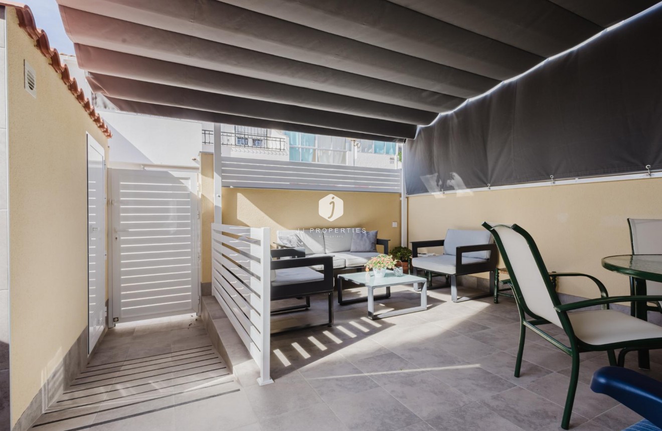 D'occasion - Bungalow -
Torrevieja - Costa Blanca