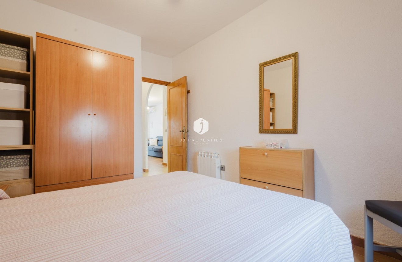 D'occasion - Bungalow -
Torrevieja - Costa Blanca