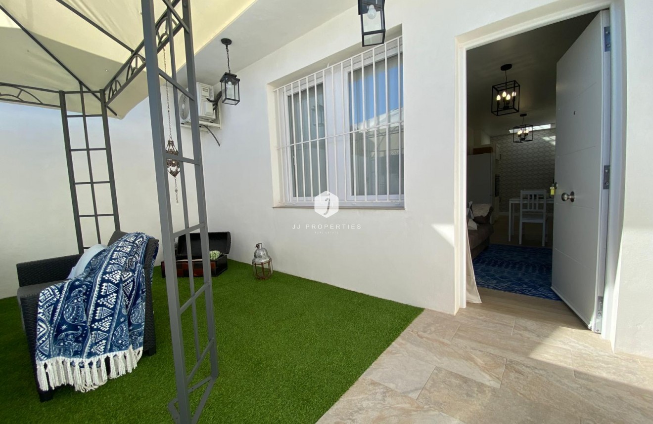 Segunda mano - Chalet -
Torrevieja - Costa Blanca