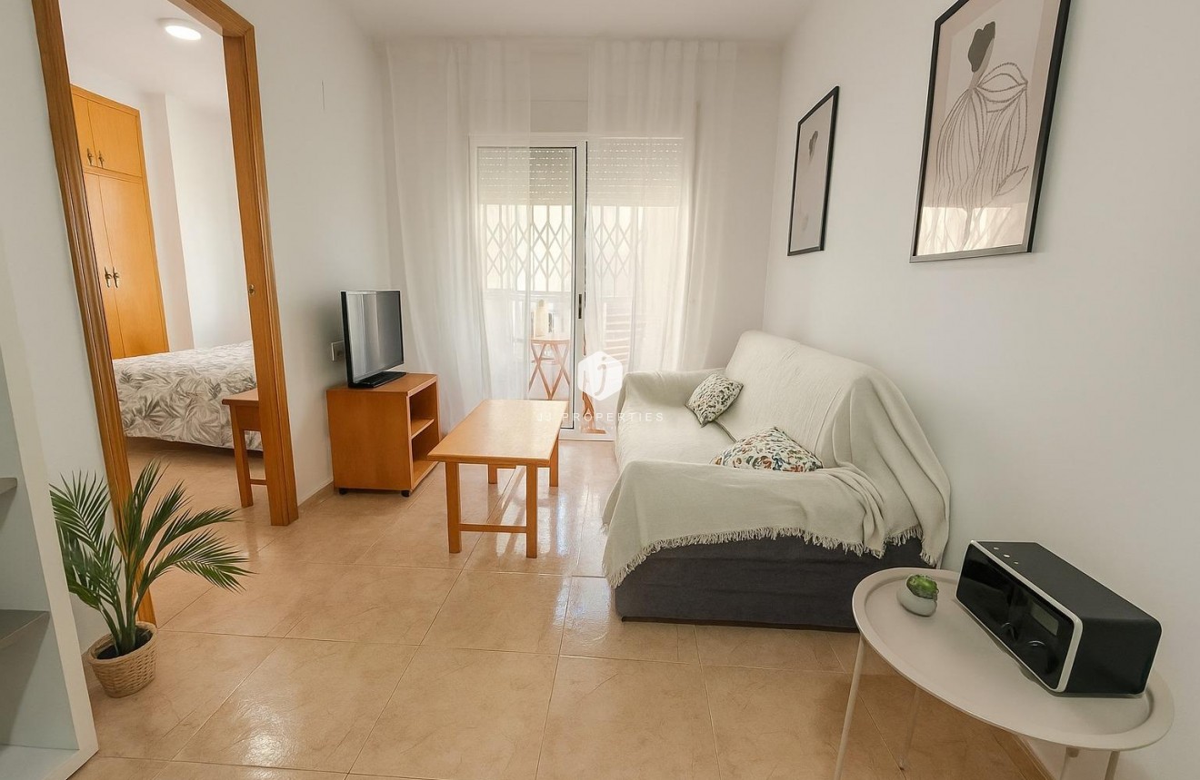 Aus zweiter Hand - Wohnung -
Torrevieja - Habaneras