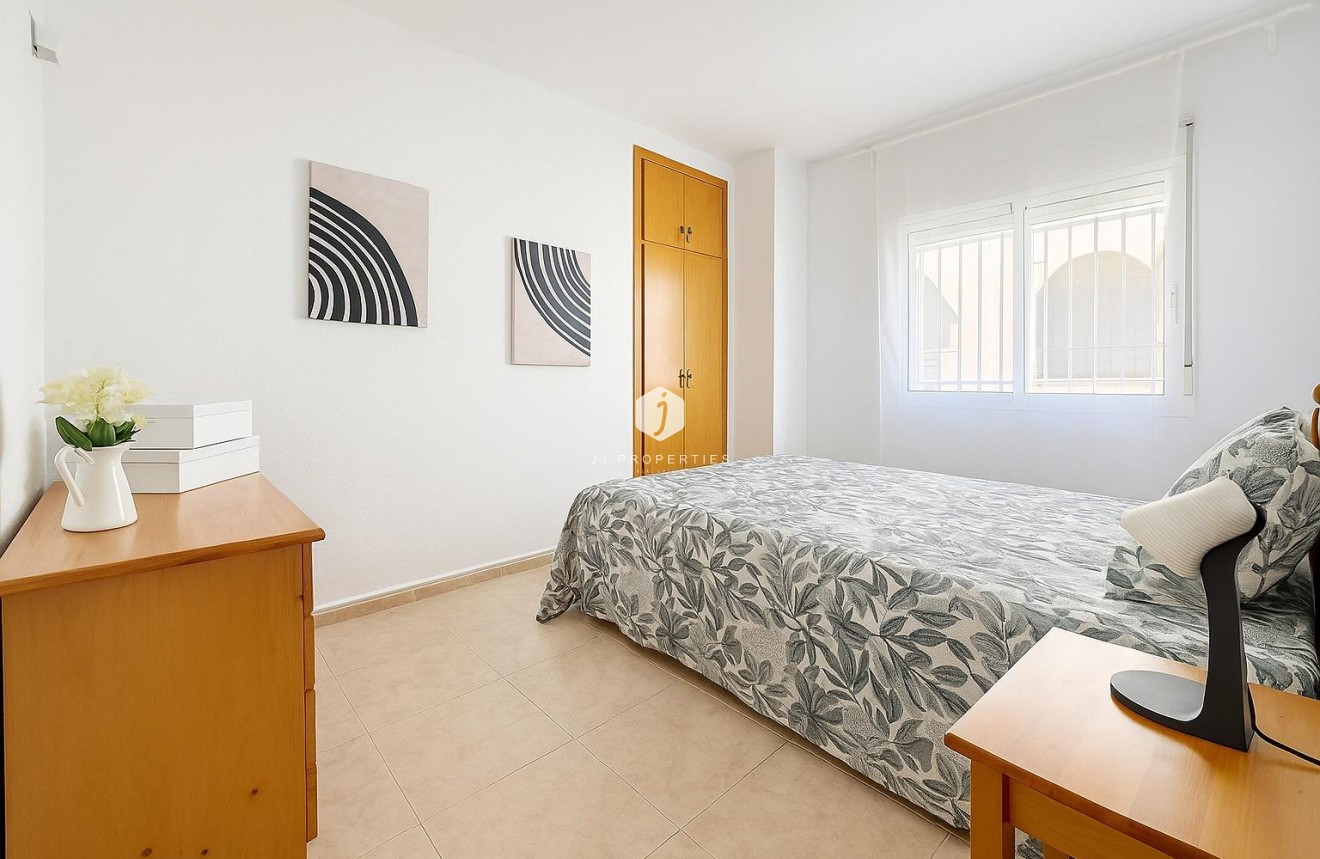 Aus zweiter Hand - Wohnung -
Torrevieja - Habaneras