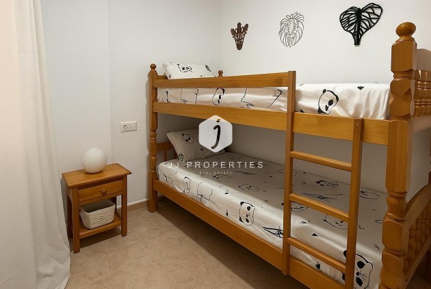 Segunda mano - Apartamento / piso -
Torrevieja - Habaneras