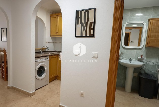 Segunda mano - Apartamento / piso -
Torrevieja - Habaneras