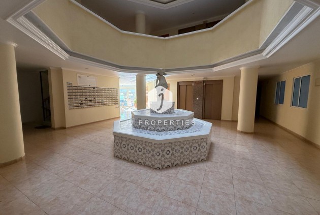 Segunda mano - Apartamento / piso -
Torrevieja - Habaneras