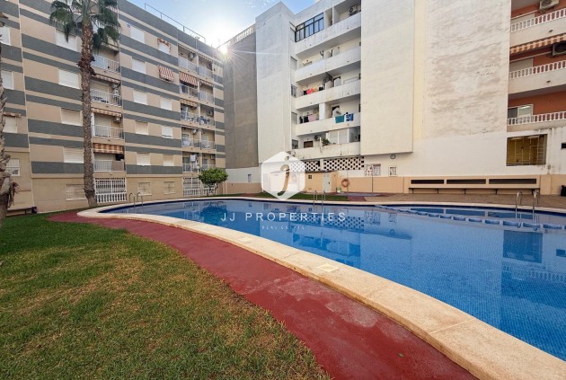 Segunda mano - Apartamento / piso -
Torrevieja - Habaneras