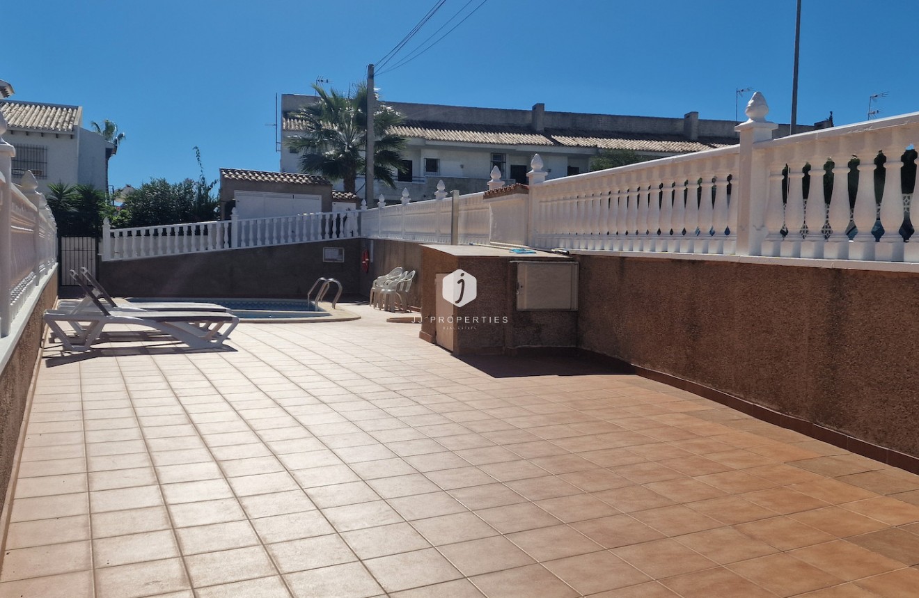 D'occasion - Chalet -
Orihuela Costa - Costa Blanca