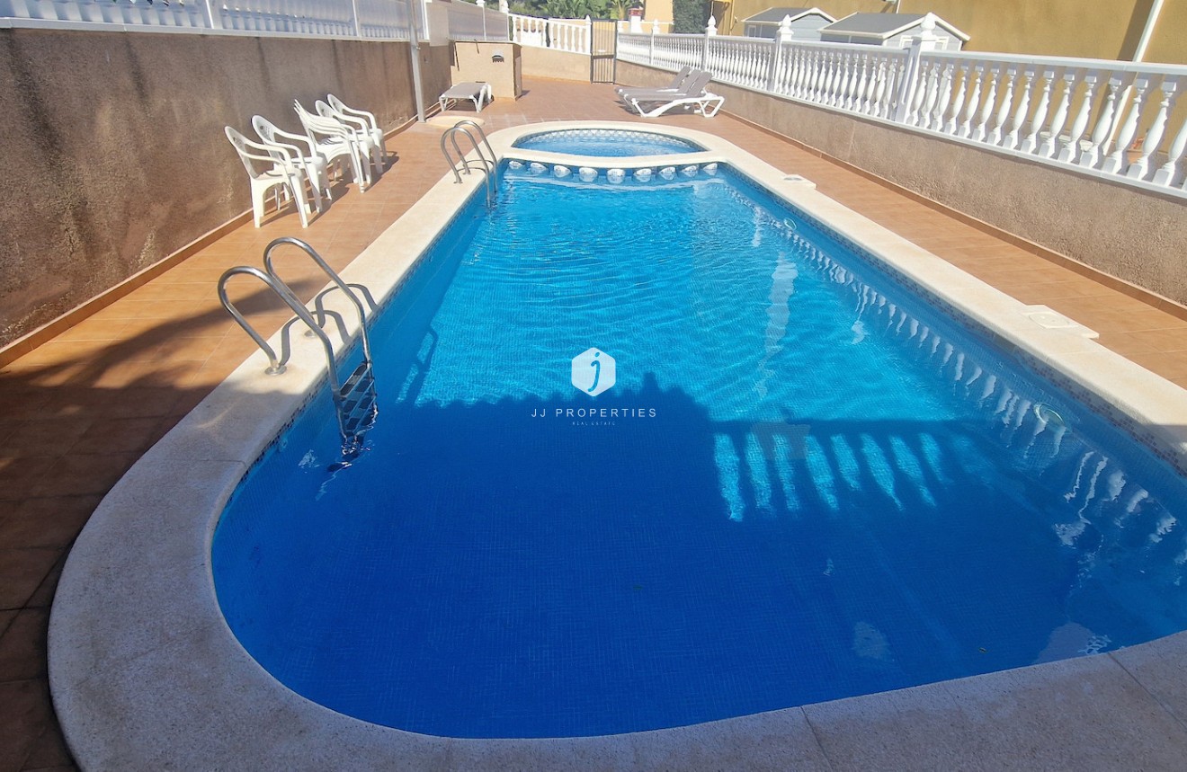 D'occasion - Chalet -
Orihuela Costa - Costa Blanca