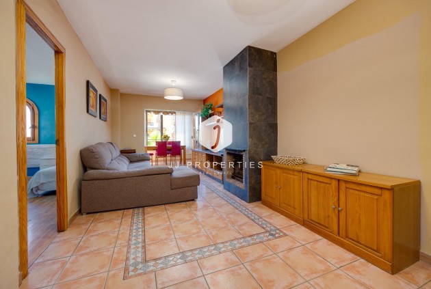 Resale - Apartment / flat -
Torrevieja - La Mata