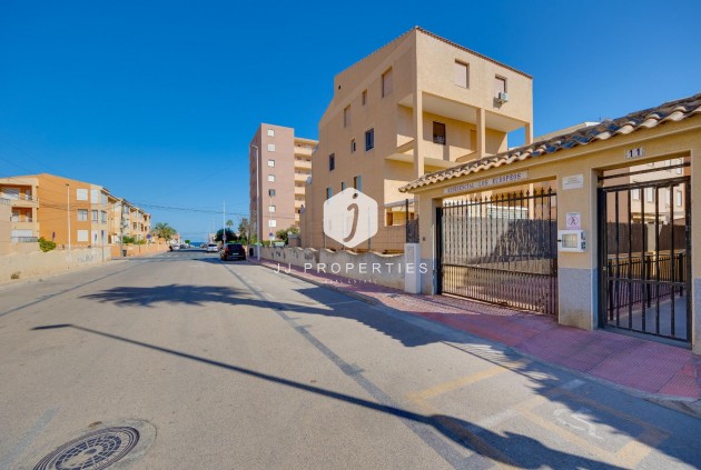 Resale - Apartment / flat -
Torrevieja - La Mata