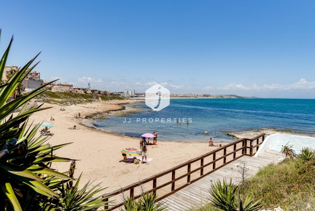 Resale - Apartment / flat -
Torrevieja - La Mata