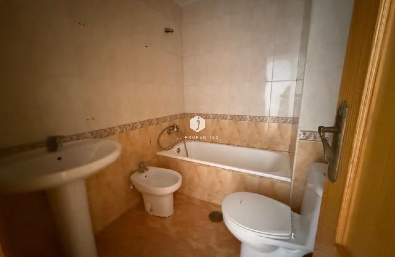 Segunda mano - Apartamento / piso -
Torrevieja - Playa del Cura