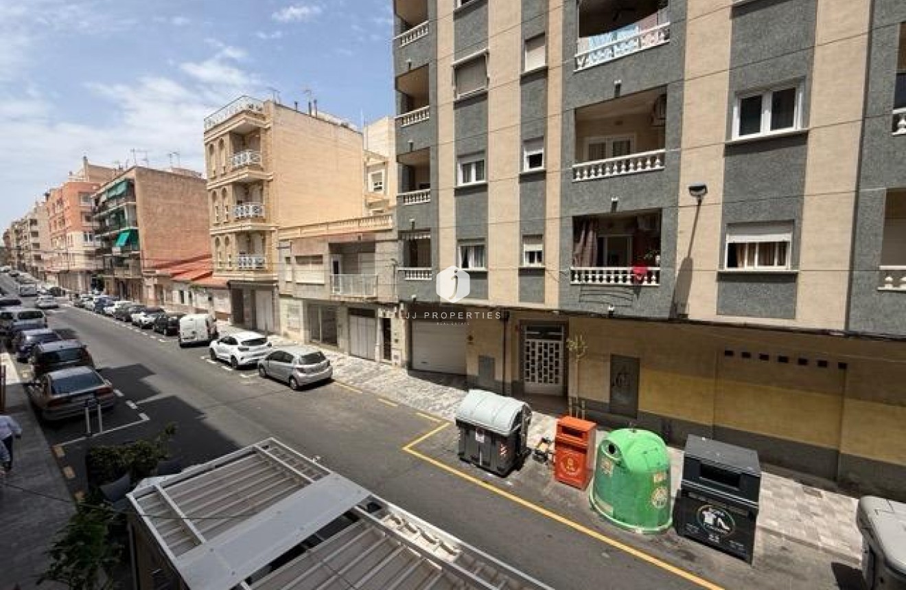 Segunda mano - Apartamento / piso -
Torrevieja - Playa del Cura