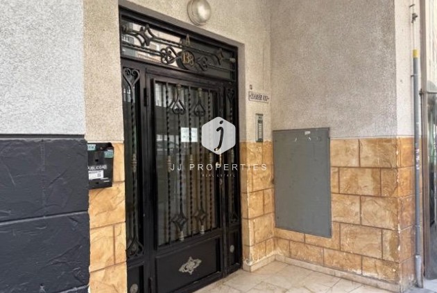 Segunda mano - Apartamento / piso -
Torrevieja - Playa del Cura