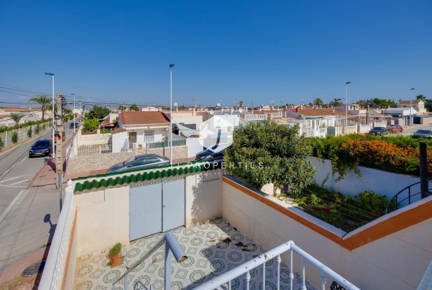 D'occasion - Chalet -
Torrevieja - La Siesta - El Salado - Torreta