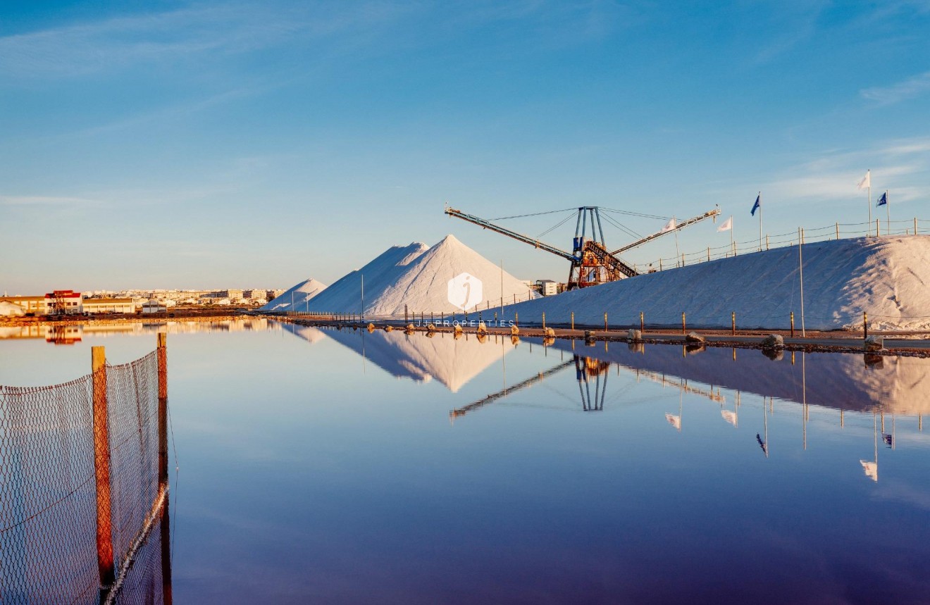 D'occasion - Chalet -
Torrevieja - La Siesta - El Salado - Torreta