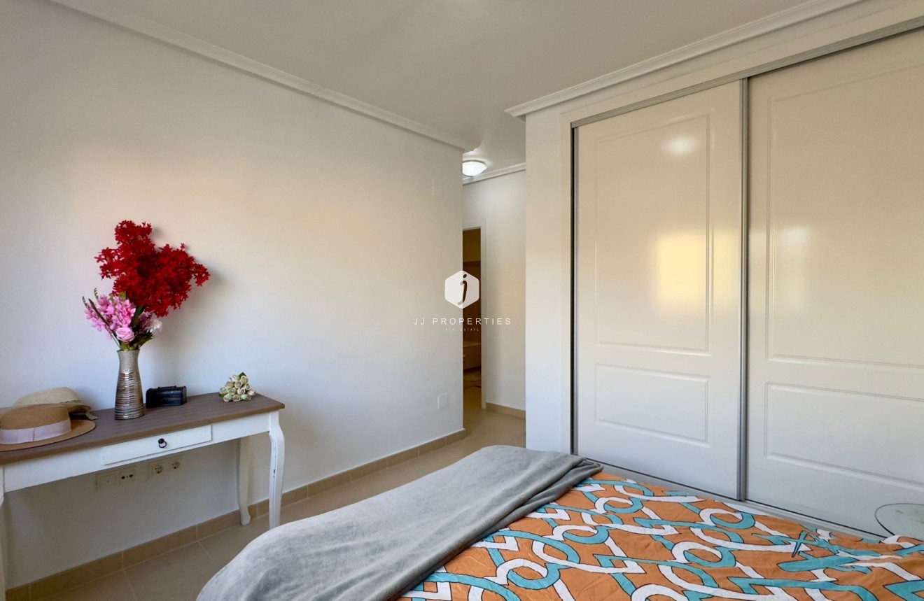 Z drugiej ręki - Mieszkanie w bloku -
Orihuela Costa - Costa Blanca