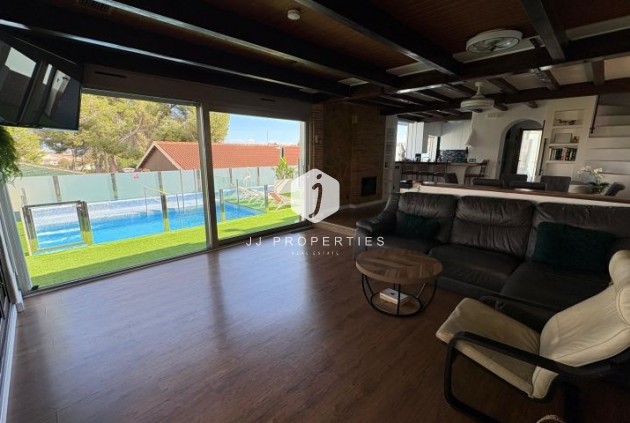 Tweedehands - Villa -
Orihuela Costa - Costa Blanca