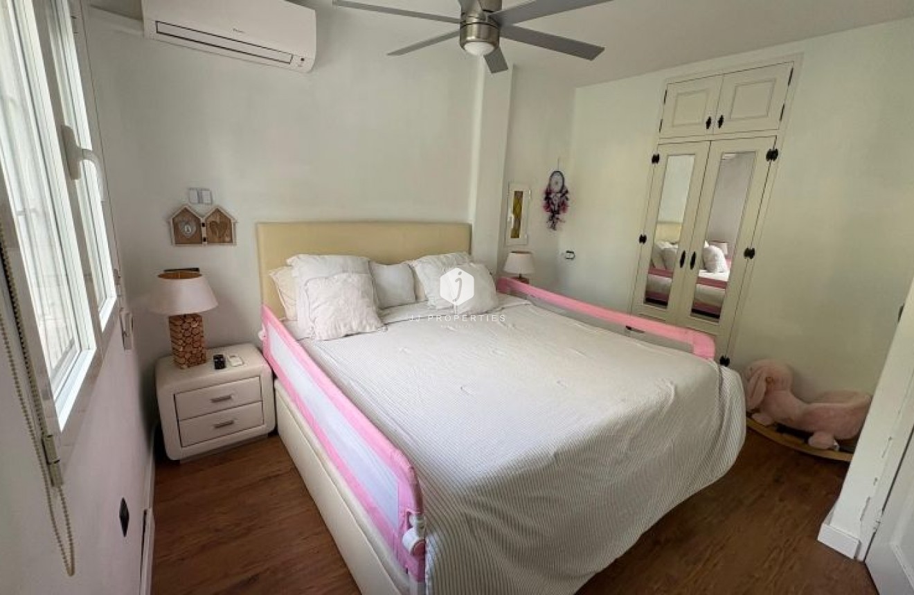 Tweedehands - Villa -
Orihuela Costa - Costa Blanca