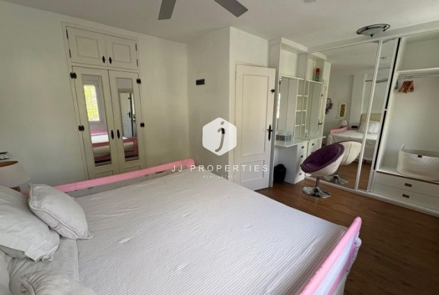 Tweedehands - Villa -
Orihuela Costa - Costa Blanca