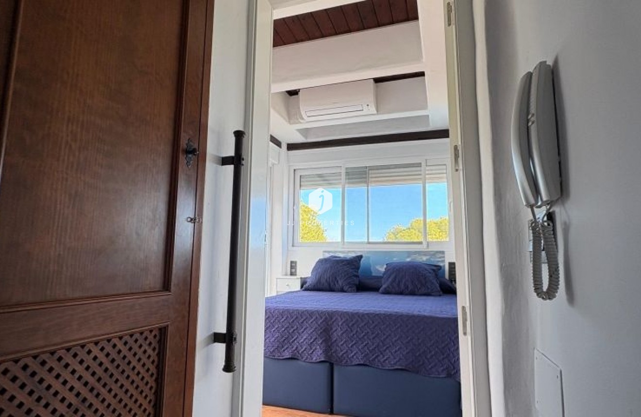 Tweedehands - Villa -
Orihuela Costa - Costa Blanca