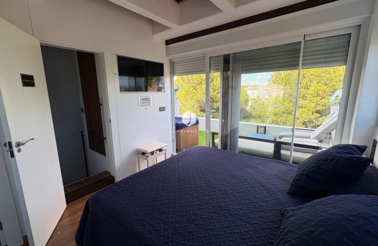 Tweedehands - Villa -
Orihuela Costa - Costa Blanca