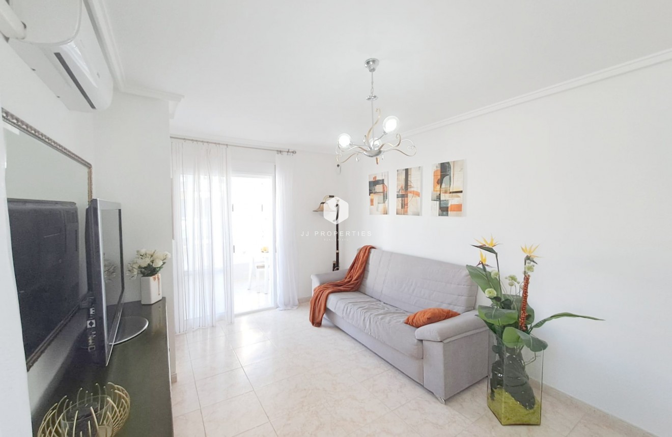 Resale - Apartment / flat -
Torrevieja - Costa Blanca