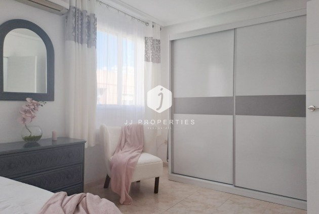 Resale - Apartment / flat -
Torrevieja - Costa Blanca