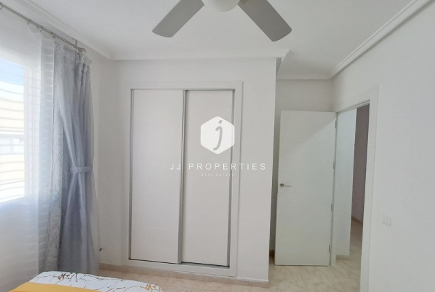 Resale - Apartment / flat -
Torrevieja - Costa Blanca