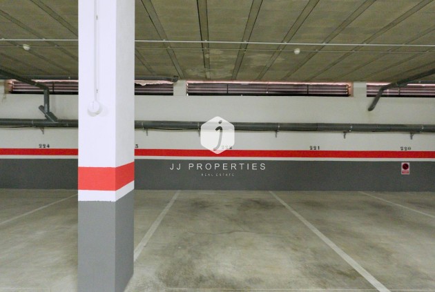 Resale - Apartment / flat -
Torrevieja - Estacion de autobuses