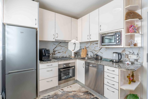 Resale - Villa -
Orihuela Costa - Punta Prima