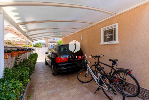 Resale - Villa -
Orihuela Costa - Punta Prima