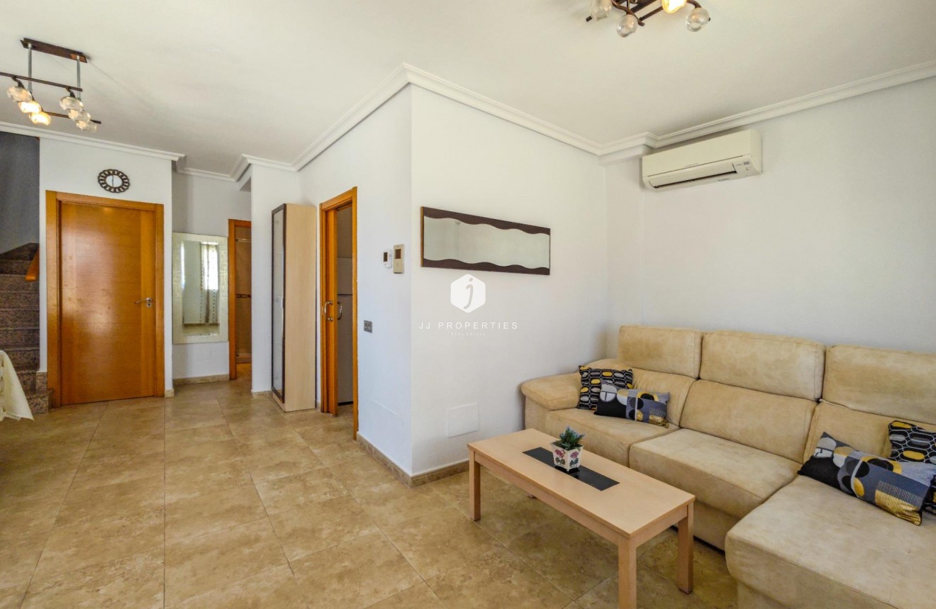 Z drugiej ręki - Villa -
Torrevieja - La Mata