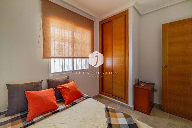 Z drugiej ręki - Villa -
Torrevieja - La Mata