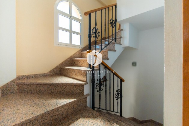 Z drugiej ręki - Villa -
Torrevieja - La Mata