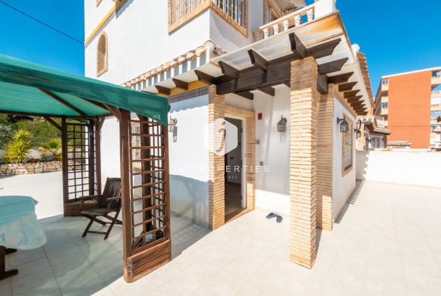 Z drugiej ręki - Villa -
Torrevieja - La Mata