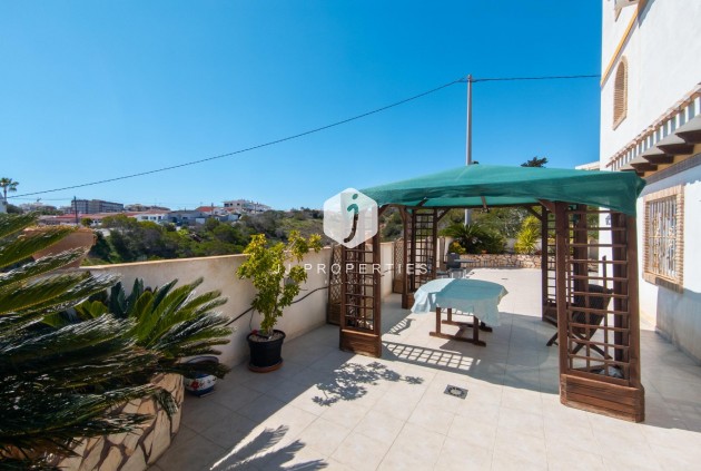 Z drugiej ręki - Villa -
Torrevieja - La Mata