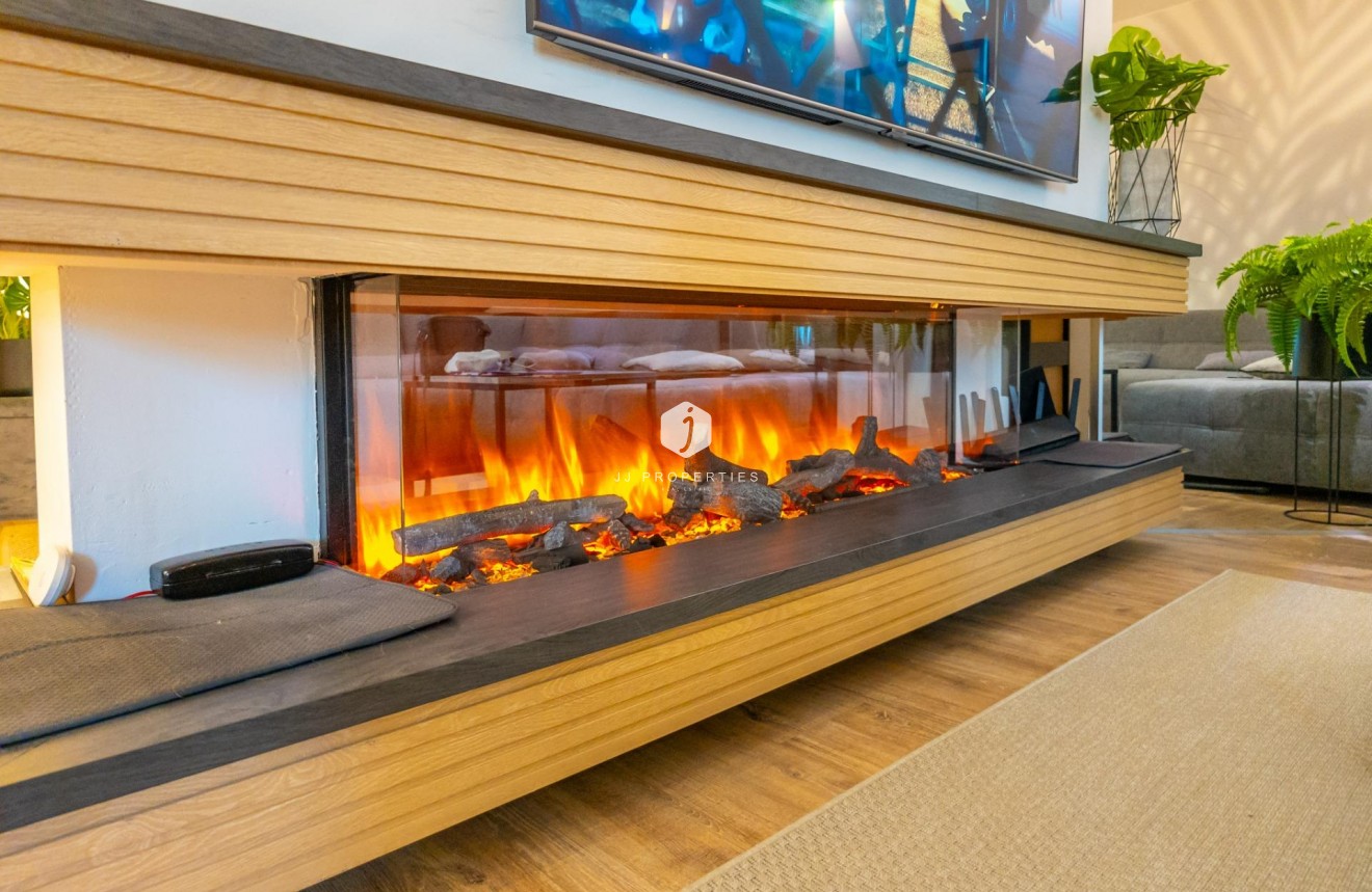 Z drugiej ręki - Villa -
Torrevieja - El chaparral