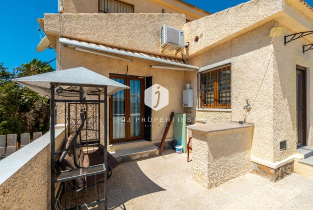 Z drugiej ręki - Villa -
Torrevieja - El chaparral