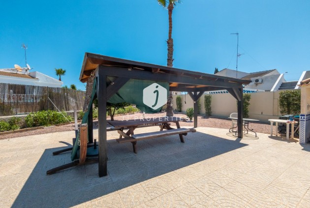 Z drugiej ręki - Villa -
Torrevieja - El chaparral