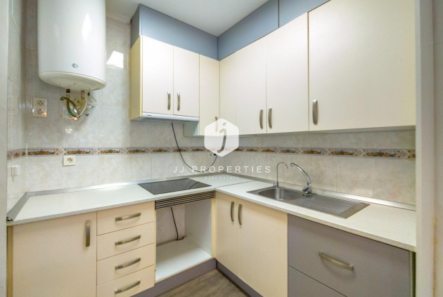 Resale - Apartment / flat -
Torrevieja