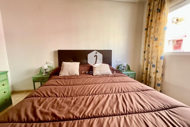 D'occasion - Appartement -
Torrevieja - PARQUE DE LAS NACIONES