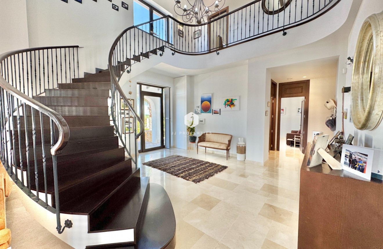 Z drugiej ręki - Villa -
Dolores - Comunidad Valenciana