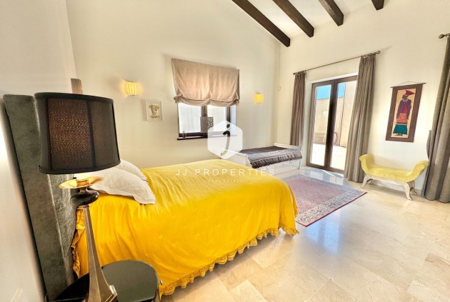 Z drugiej ręki - Villa -
Dolores - Comunidad Valenciana