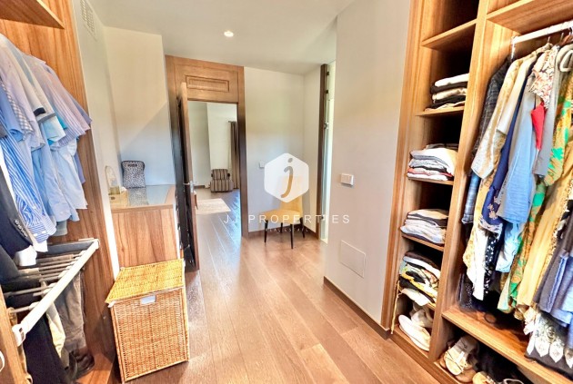 Z drugiej ręki - Villa -
Dolores - Comunidad Valenciana