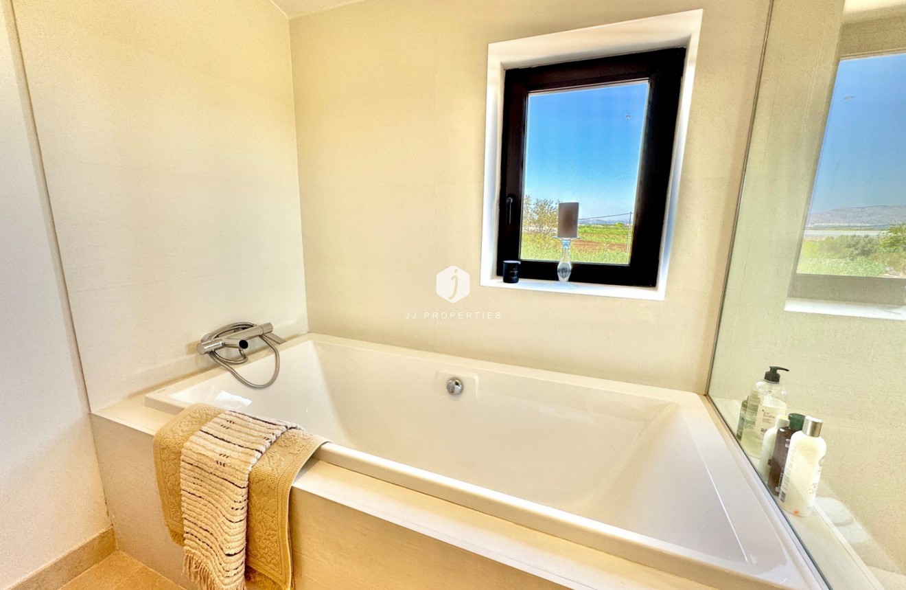 Z drugiej ręki - Villa -
Dolores - Comunidad Valenciana