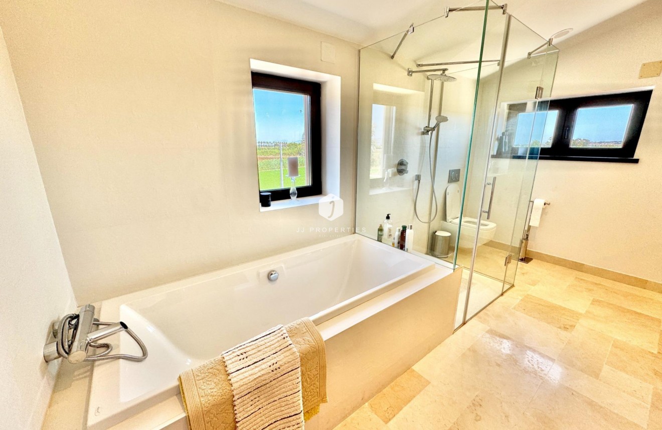 Z drugiej ręki - Villa -
Dolores - Comunidad Valenciana