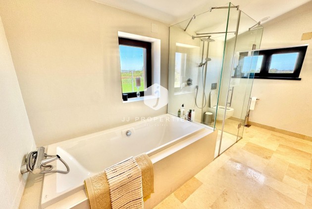 Z drugiej ręki - Villa -
Dolores - Comunidad Valenciana